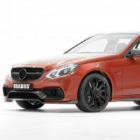 梅赛德斯E63AMG的Brabus 850 6.0 Biturbo装838bhp