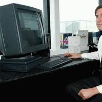 史蒂夫乔布斯在早期的NeXT计算机上使用了磁光盘