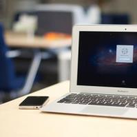 苹果去年以MacBookAir品牌推出了一种全新的型号