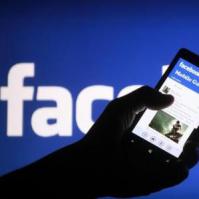 这两个功能都正在Facebook的移动网站上进行初步测试