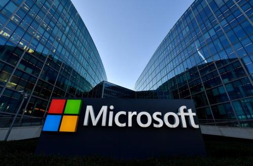 microsoftbing,microsoftoffice 根据美国客户满意度指数(acsi)报告,与facebook,microsoft bing和